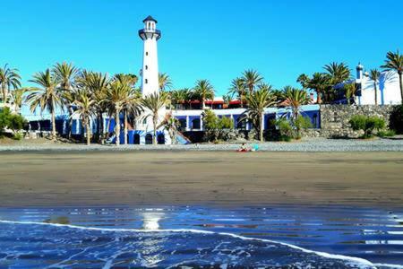 Lidia & Paco Home Two Bedrooms Beachfront Playa Del Aguila  外观 照片