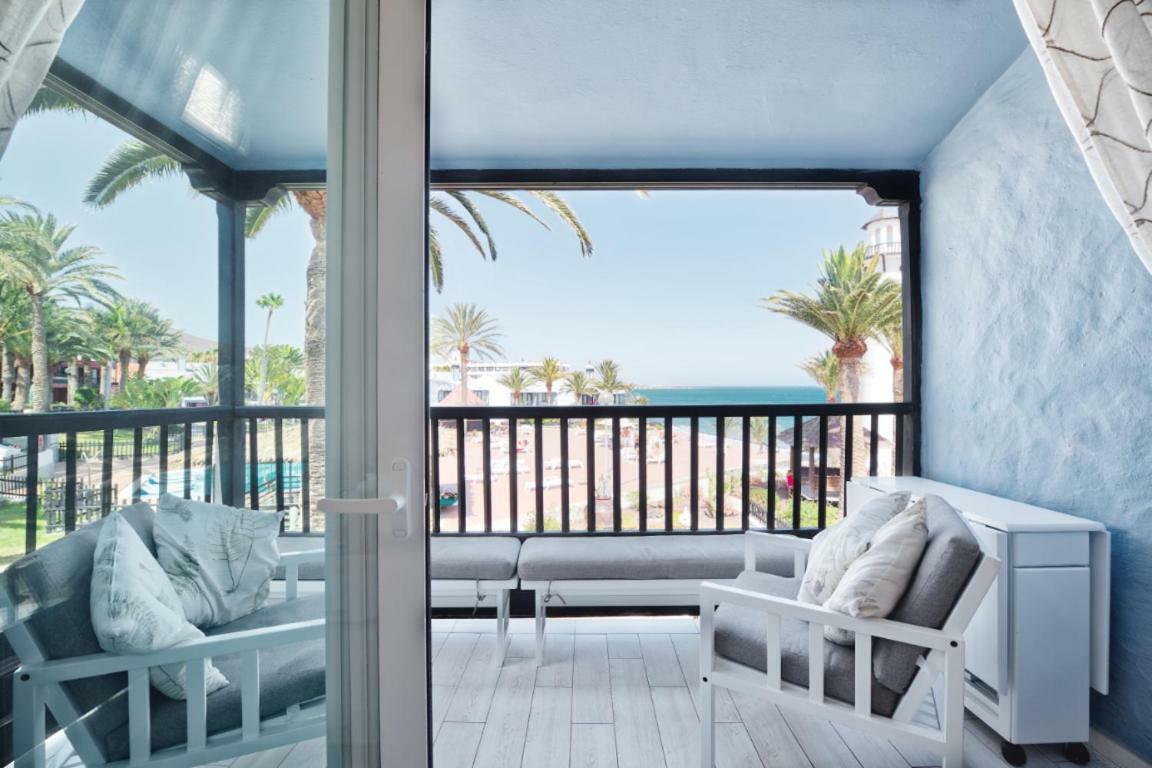 Lidia & Paco Home Two Bedrooms Beachfront Playa Del Aguila  外观 照片
